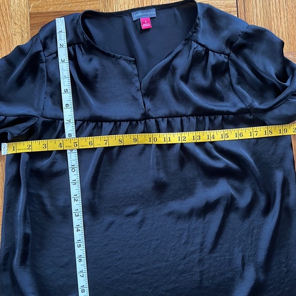 Vince Camuto Black Bohemian Satin Blouse Sz S EUC - Picture 7 of 9